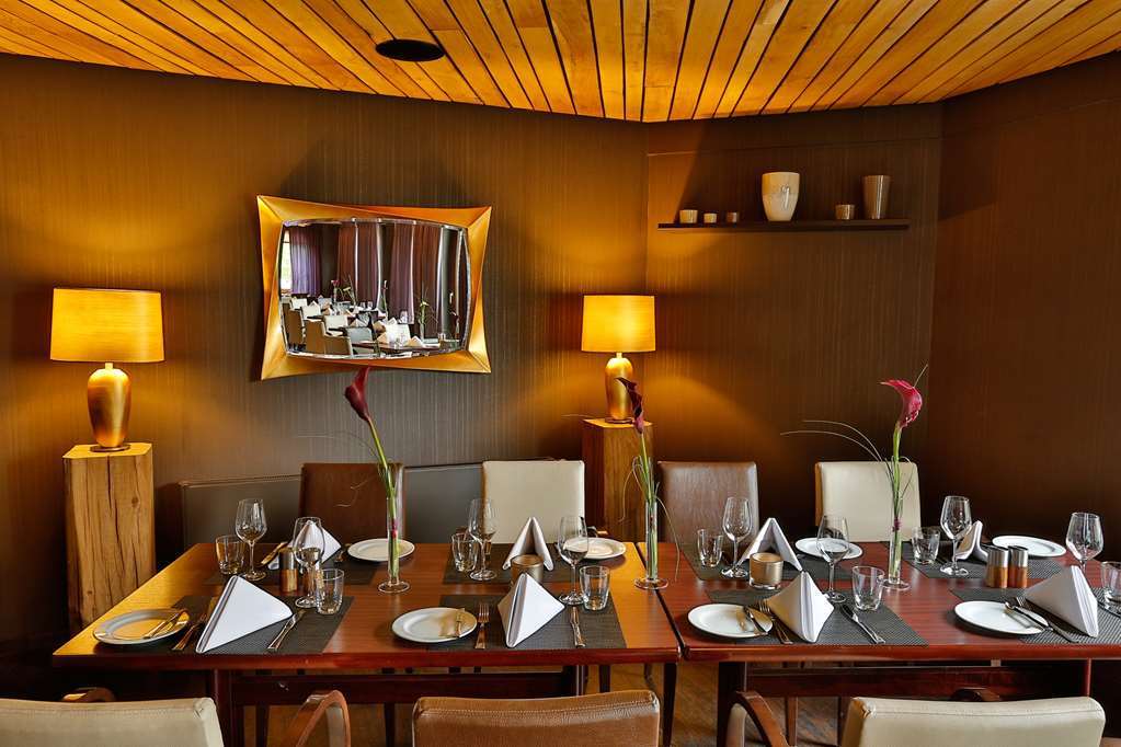 Hotel & Restaurant Schroeder Gross Meckelsen Ресторант снимка