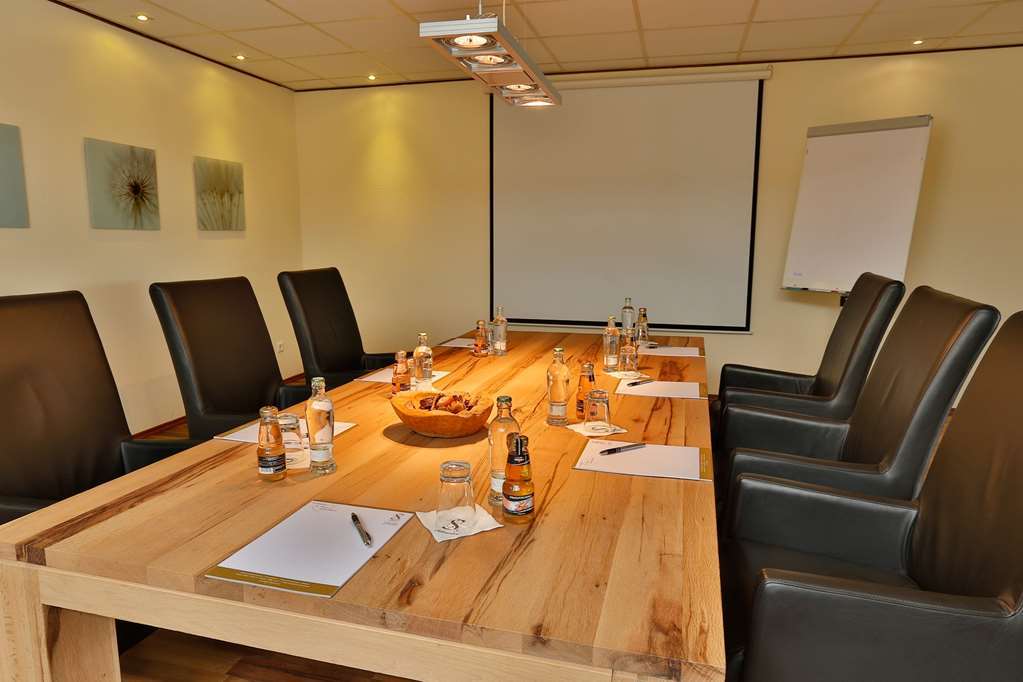 Hotel & Restaurant Schroeder Gross Meckelsen Съоръжения снимка